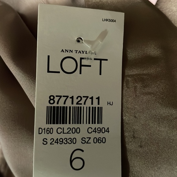 Loft mini skirt - Picture 3 of 3